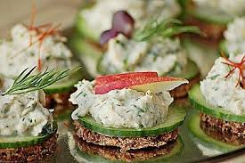 Forellencreme Auf Pumpernickel Fingerfood Rezepte Fingerfood Rezepte Blatterteig Fingerfood