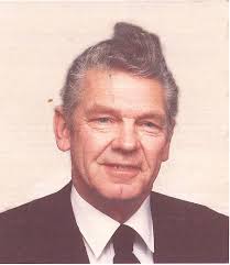 Luther Byers's Instagram, Twitter & Facebook