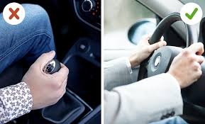 Siska dengan sengaja lepas handuk di depan driver. Kalau Taknak Kereta Rosak Dan Poket Kering Jangan Buat 5 Tabiat Ini Sewaktu Memandu