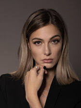 Marietta Larson's Instagram, Twitter & Facebook