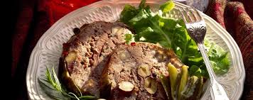 Terrine De Sanglier Aux Noisettes Recette Terrine De Sanglier Terrine Plat Sans Viande