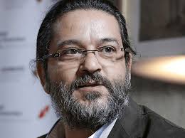 Evrenin bilinmezliğine yolculuk