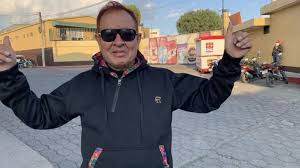 Wait a moment and try again. Intuban A Sammy Perez Tras Ser Hospitalizado Por Covid 19