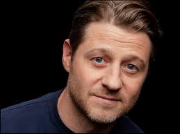 Ben McKenzie Biography