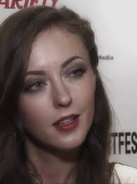 Oh to look like her😩🫣 #katharineisabelle #katharineisabelleedit  #verastone #verastoneedit #fyp #americanmary #marymason #marymasonedit