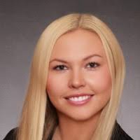 100+ perfiles de «Weigel»