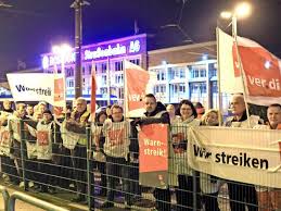 Streik m (genitive streiks or streikes, plural streiks). Streiks Im Nahverkehr Wo Donnerstag Alle Rader In Mv Stillstehen