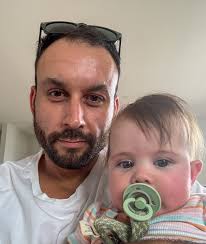 Eloise ➕Justin time 👶🏻🧔🏻 ⁣⁣⁣⁣⁣⁣⁣⁣⁣⁣⁣⁣⁣⁣⁣⁣⁣⁣⁣⁣⁣⁣⁣⁣⁣⁣#justingroup ...