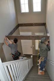 Transformez Un Espace Vide Au Dessus D Un Escalier En Espace De Jeu Amenagement Maison Rangement Maison Maison