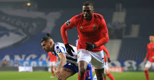 Nuno tavares ретвитнул(а) ossian shine. Euro Paper Talk Man Utd Waiting In Wings Amid Tussle For Rapid Full Back