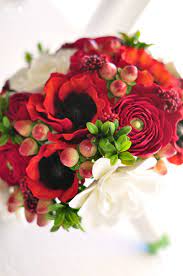 Pin By Diane Katsuyoshi Phillips On Clay Flowers Red Wedding Flowers Poppy Wedding Bouquets Sugar Flowers