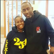 He and rozinah mwakideu were married for a year before experiencing a public break up. Maina Kageni On Twitter Pastor Robert Burale Celebrates Daughter S Birthday Speaks On Co Parenting Why It Is Possible Https T Co A3kq3qshtq Via Mpashonews Https T Co Po03k4feif