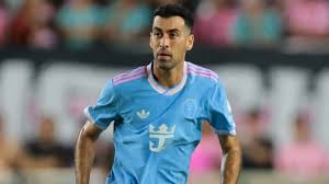 Sergio Busquets recibe emotivo homenaje del Inter Miami tras anunciar su retiro - ClaroSports