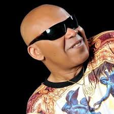 Mentias by Teodoro Reyes: Listen