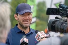 Is Tony Romo coming back to CBS this season? Plus 6 more must-know NFL TV storylines