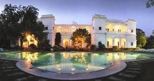 Nawab Saif Ali Khan S Pataudi Palace Worth Rs 750 Crore Celebrity Houses Palace Bollywood