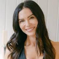 Nancy Illingworth's Instagram, Twitter & Facebook