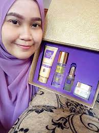 Testimoni saya untuk 2 bulan.bagus sangat dalam mengurangkan parut jerawat yang susah nak hilang dan juga mengurangkan pigmentasi.dengan… Mrs Wawa Ashihara Safi Rania Gold Diformulasi Beetox Technology Baharu