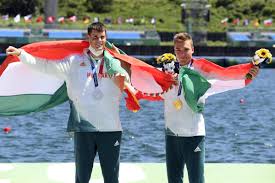 A friss olimpiai bajnok első szavait, pedig perjési tamástól hallhatjuk, aki ott van tokióban. Yh Eja07lxj9cm