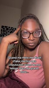 Bruit De Porte Qui Cogne