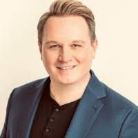 Brandon Jacobsen's Instagram, Twitter & Facebook