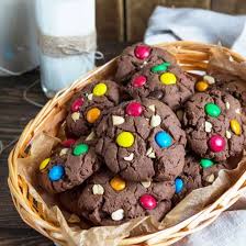 Cookies Chocolates Aux M M S Recette En 2020 Recette De Gateau D Anniversaire Dessert Gateau Anniversaire Facile