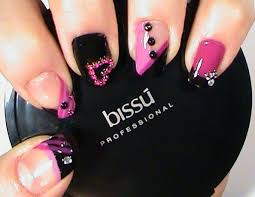 Somos especialistas en uñas acrílicas! Rosa Y Negro Samanthagh