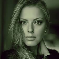 Eve Snow (@imevesnow) • Instagram photos and videos