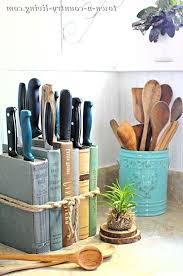 Transformez Des Livres Vintage En Porte Couteaux Pour Votre Cuisine Out One Couteaux Cuisine Livres P Porte Couteau Livres Vintage Marche Aux Puces
