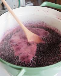 Holundersaft Selber Machen So Geht S Holunderbeeren Holundersaft Selber Machen Holundersaft