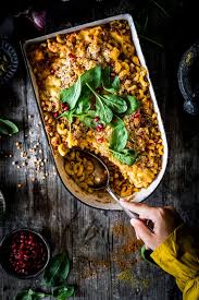 Nudelauflauf Auf Indisch Mac N Cheese Mit Linsen Kokos Und Paneer Rezept Winterrezepte Lebensmittel Essen Nudelauflauf