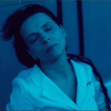 Dr. Dibs absorbed in blue-infused air. High Life (Claire Denis, 2018).