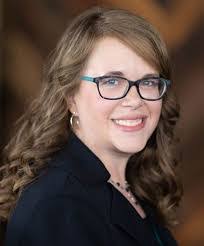 Amy Bee's Instagram, Twitter & Facebook