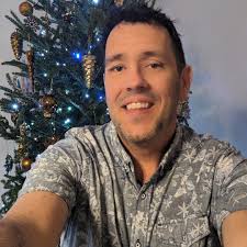 New friends... I wanted to introduce myself. I am 66 and active... from Ala  but live in AZ....when I found out I had Diabetes I cried in the Doctors  parking lot. I