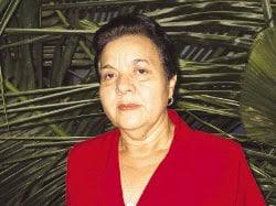 Autora y poeta, así es Adela Ramos