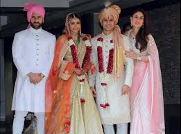 Wedding Pics Soha Ali Khan Ties The Knot With Kunal Khemu Soha Ali Khan Wedding Indian Celebrities Soha Ali Khan