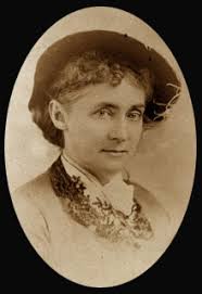 Cornelia Downs's Instagram, Twitter & Facebook