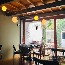Otium is a contemporary restaurant that draws from the rich culinary heritage of timothy hollingsworth. Sala Picture Of Casa Aberta Open Bar Food House Porto Tripadvisor