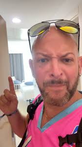 HELICOPTER AMBUSHES ACTOR IAN VIRGO ON HIS YACHT! BLACK HAWK DOWN ACTOR IAN  VIRGO gets a big surprise