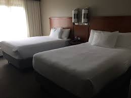 How old do you have to be to work at a hotel? 2 Reasons I Prefer Hotel Rooms With 2 Beds One Mile At A Time