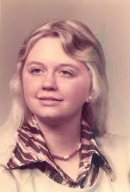 Lynn Rayburn's Instagram, Twitter & Facebook