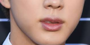 What Are Cherry Lips A Guide To Korea S Biggest Lip Filler Trend Allure