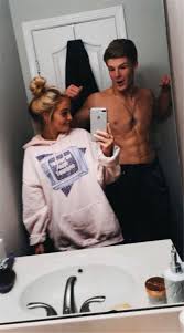 Do not forget about the position of the hands. 45 Cute Selfie Poses For Couples In 2020 Buzz Hippy