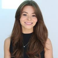 Victoria Eckert's Instagram, Twitter & Facebook