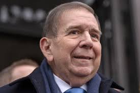 🚨🇪🇸🏥 #ÚLTIMAHORA Hospitalizan a Edmundo González en España  https://alertas24.com/hospitalizan-a-edmundo-gonzalez/