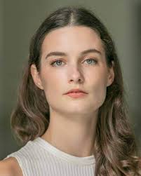 Lily Wills's Instagram, Twitter & Facebook