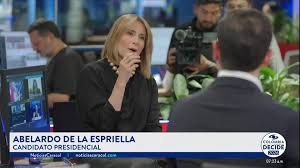 El candidato presidencial Abelardo de la Espriella protagonizó un momento  de tensión durante una entrevista con Noticias Caracol, luego de responder  de manera confrontativa a una pregunta de la periodista María Lucía