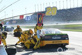 Kenseth won 39 times in the cup series and another 29 in what is now the xfinity series in a career that spanned 22 nascar seasons. Nascar 2018 Die Neuen Regeln Im Uberblick