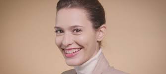 Pintalabios Rosa Color Riche Intense Volume