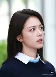 Muslim lady thanks god for creation